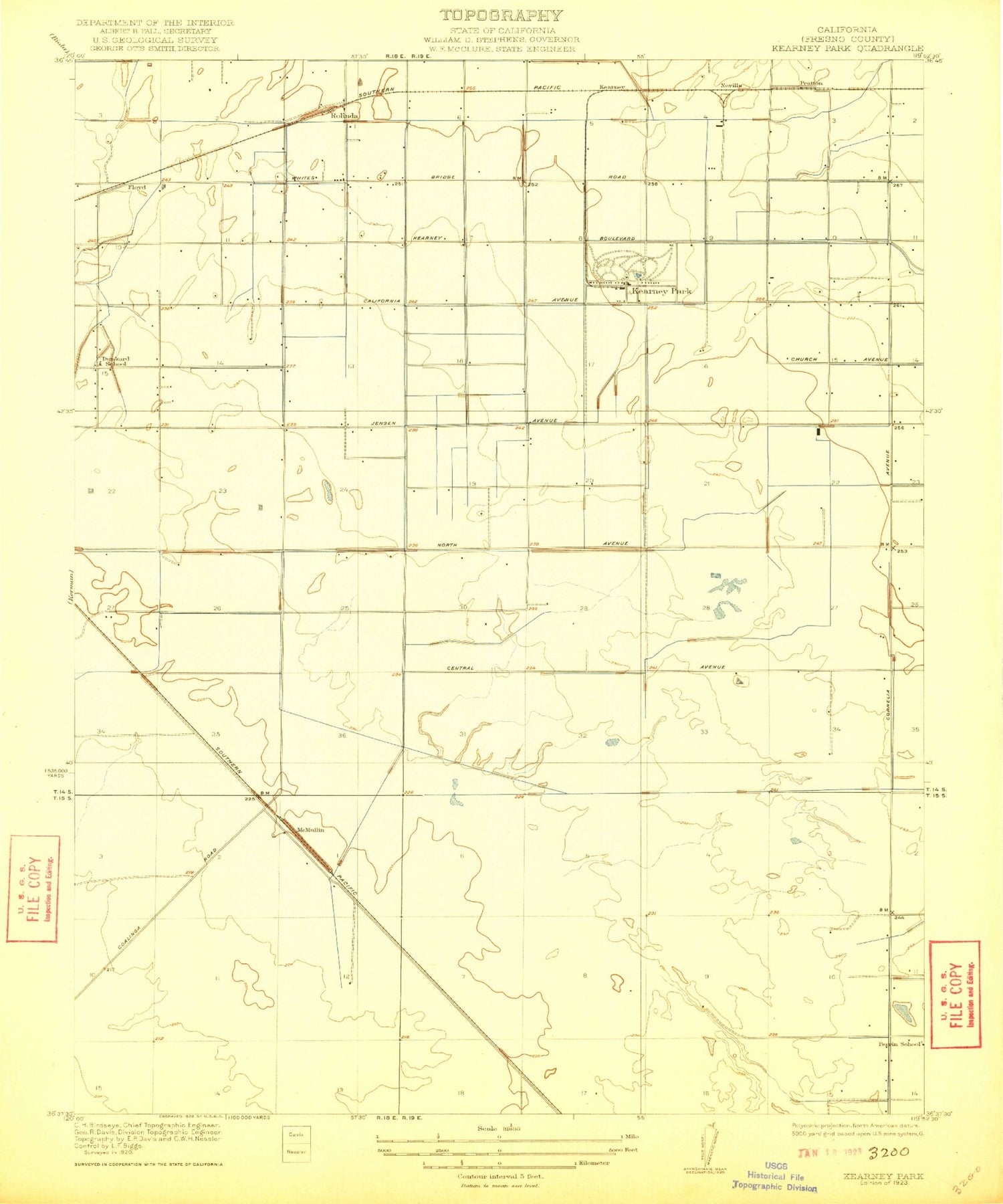 Classic USGS Kearney Park California 7.5'x7.5' Topo Map Image