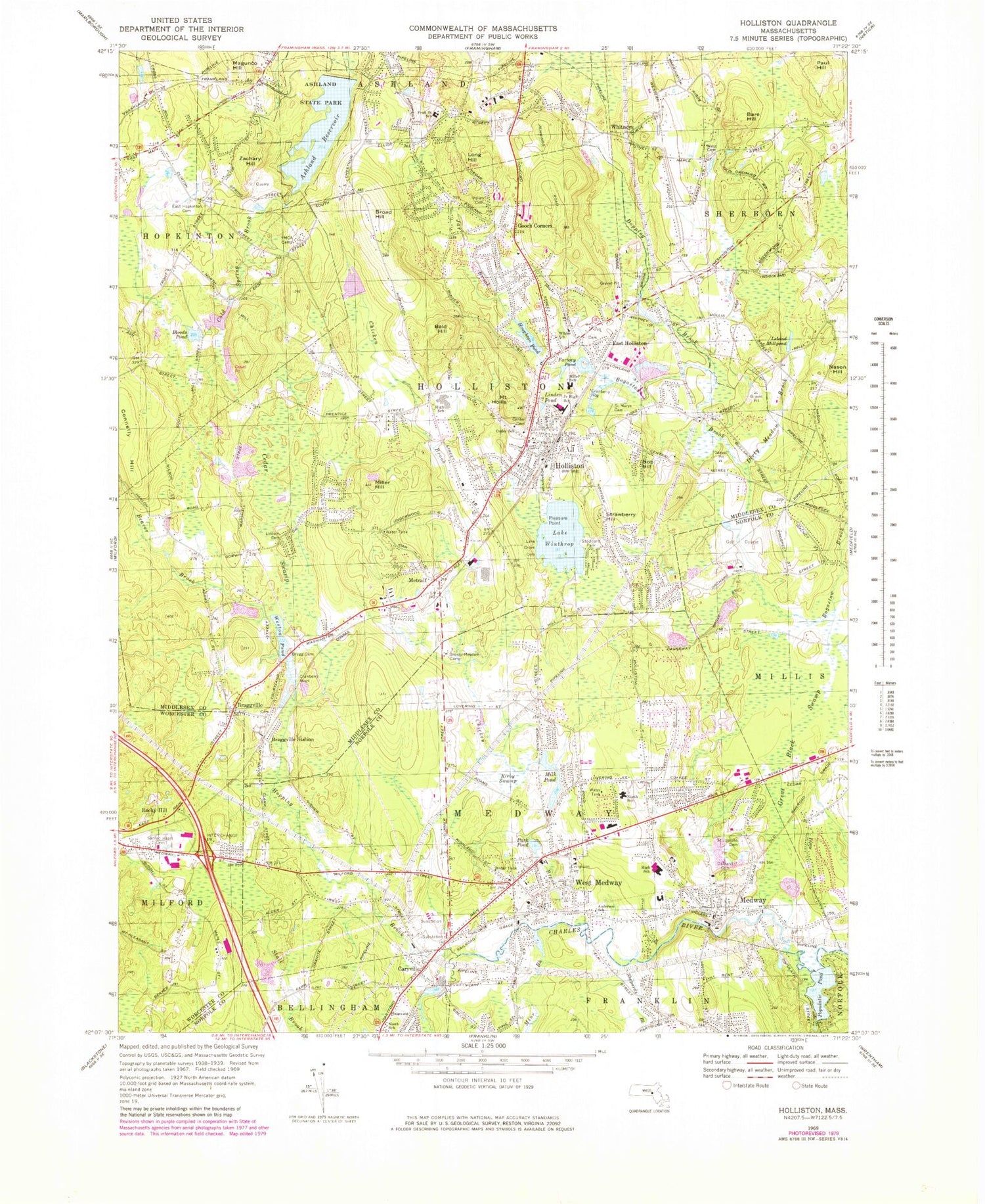 Classic USGS Holliston Massachusetts 7.5'x7.5' Topo Map Image