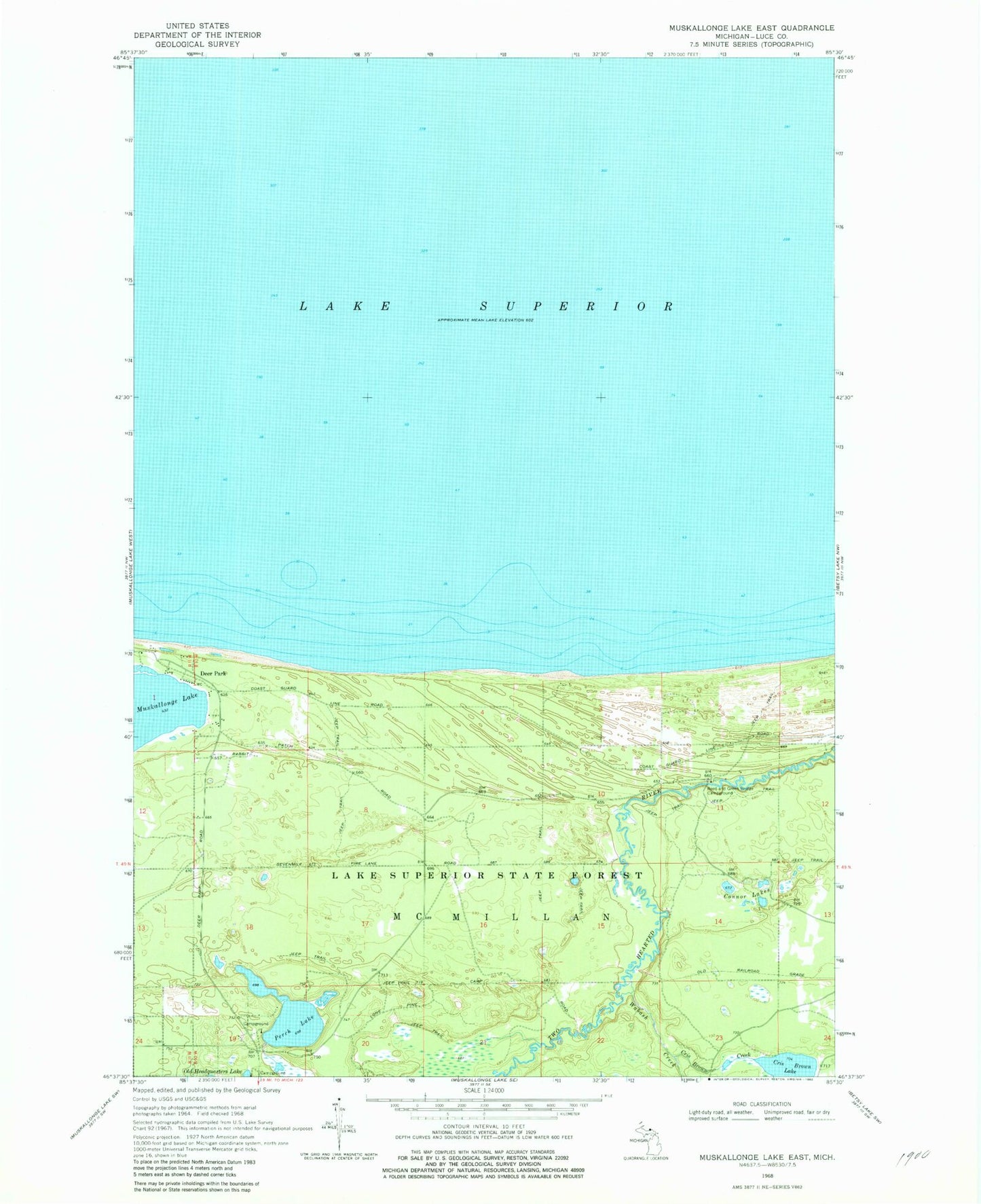 Classic USGS Muskallonge Lake East Michigan 7.5'x7.5' Topo Map Image