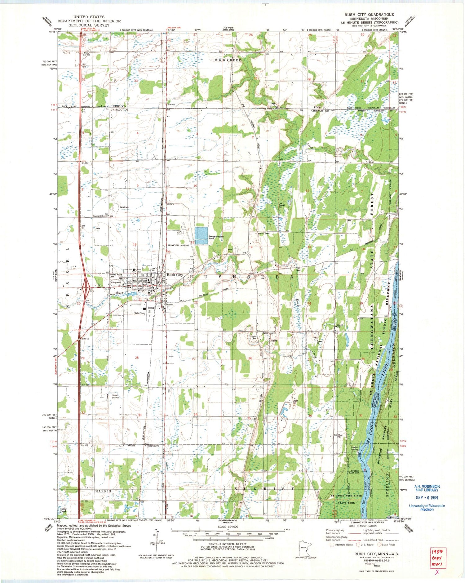 Classic USGS Rush City Minnesota 7.5'x7.5' Topo Map Image