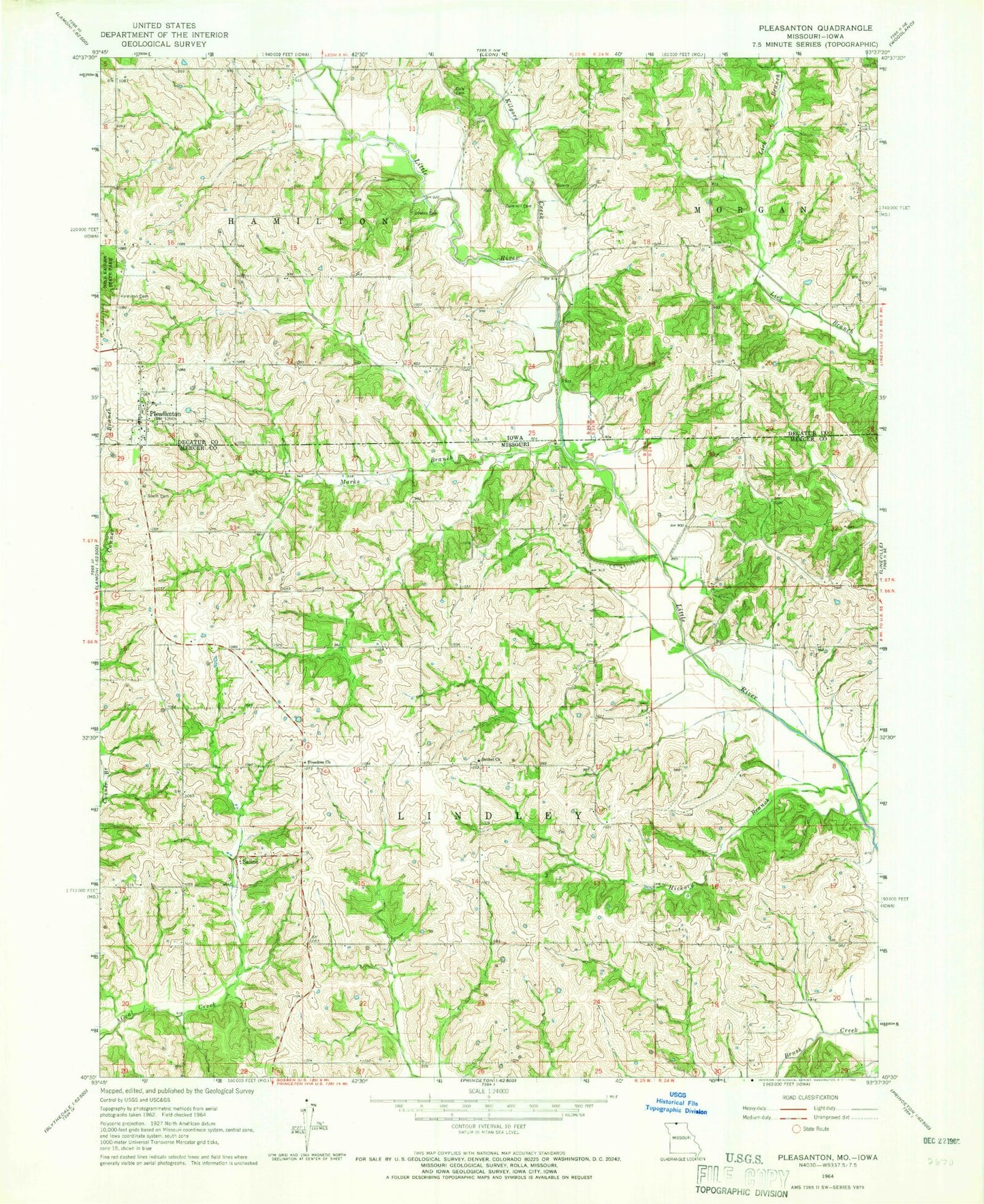 Classic USGS Pleasanton Iowa 7.5'x7.5' Topo Map Image