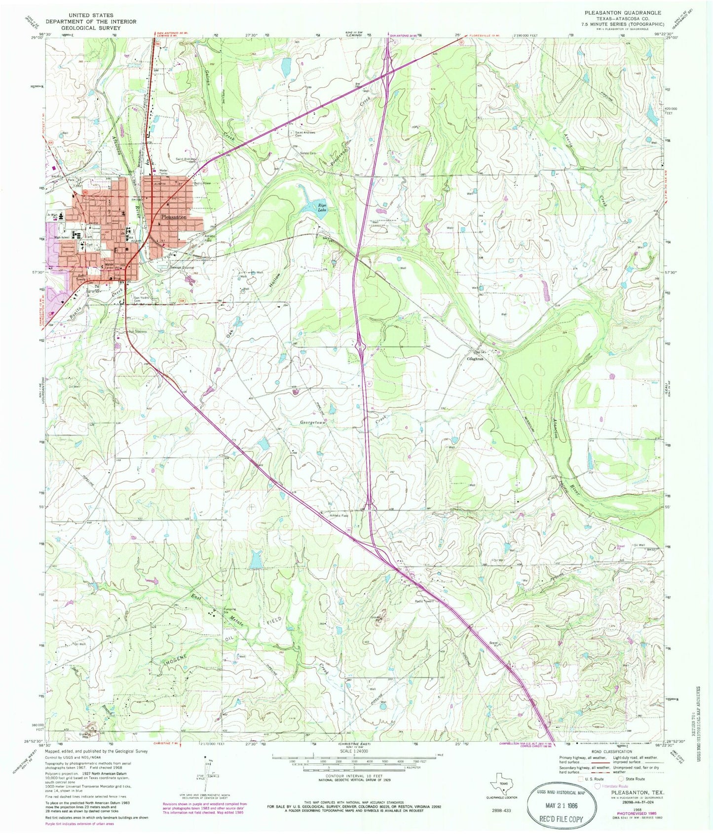 Classic USGS Pleasanton Texas 7.5'x7.5' Topo Map Image