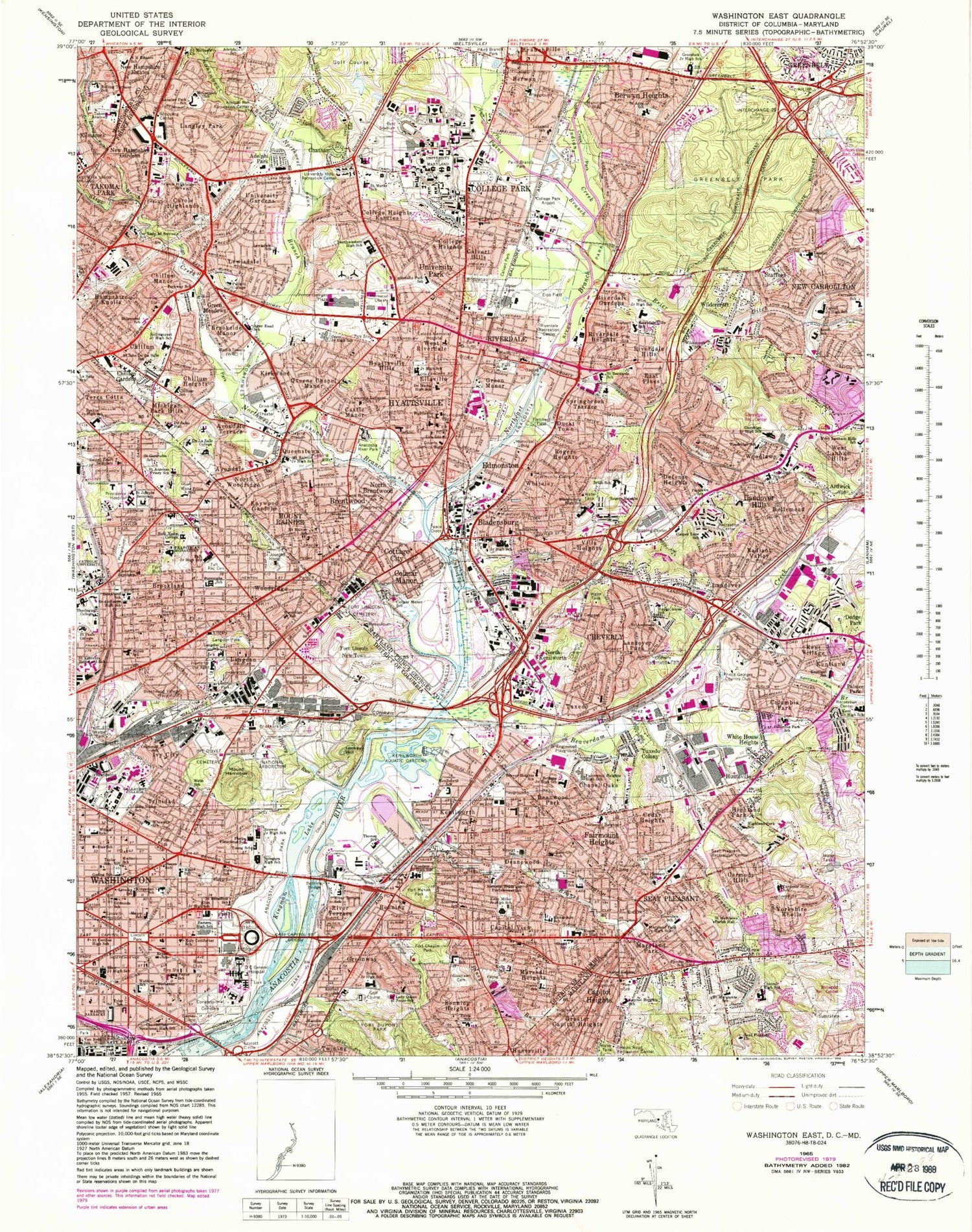 Classic USGS Washington East District of Columbia 7.5'x7.5' Topo Map Image