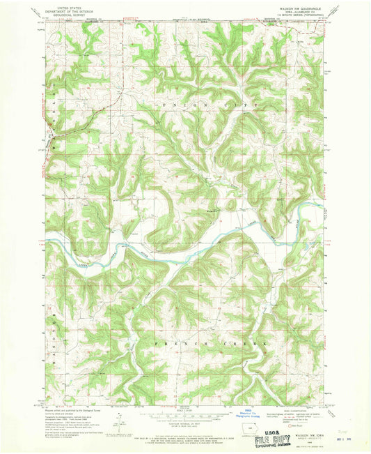 Classic USGS Waukon NW Iowa 7.5'x7.5' Topo Map Image