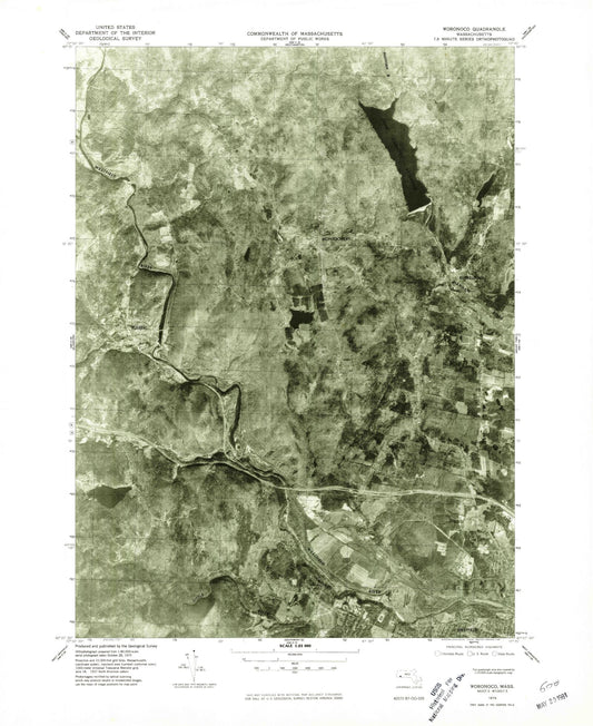 Classic USGS Woronoco Massachusetts 7.5'x7.5' Topo Map Image