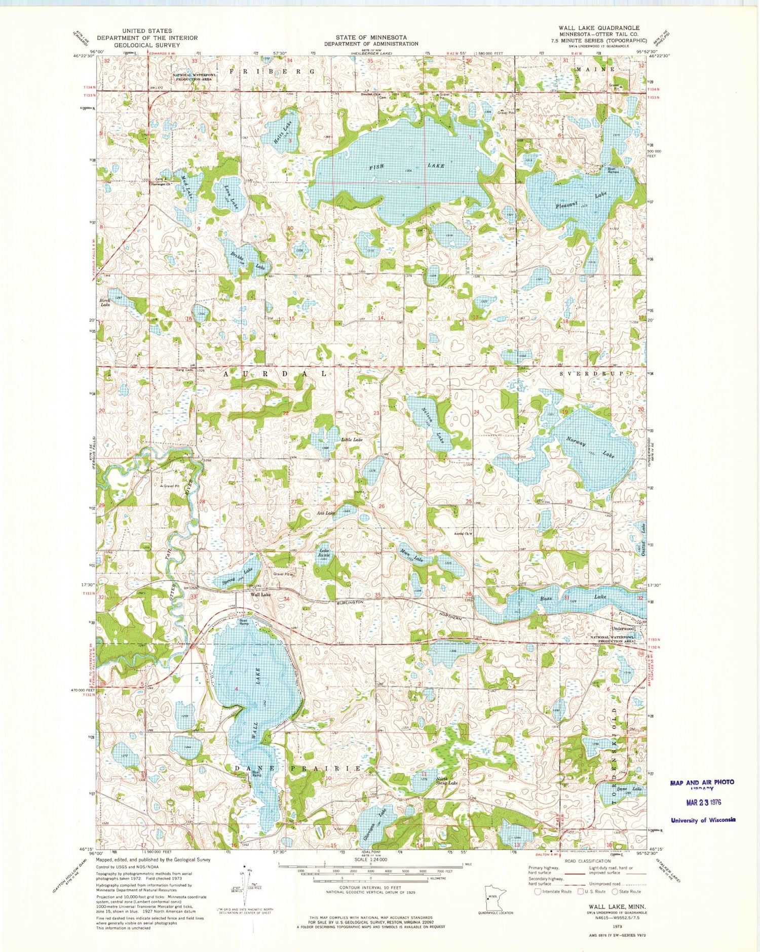 Classic USGS Wall Lake Minnesota 7.5'x7.5' Topo Map Image