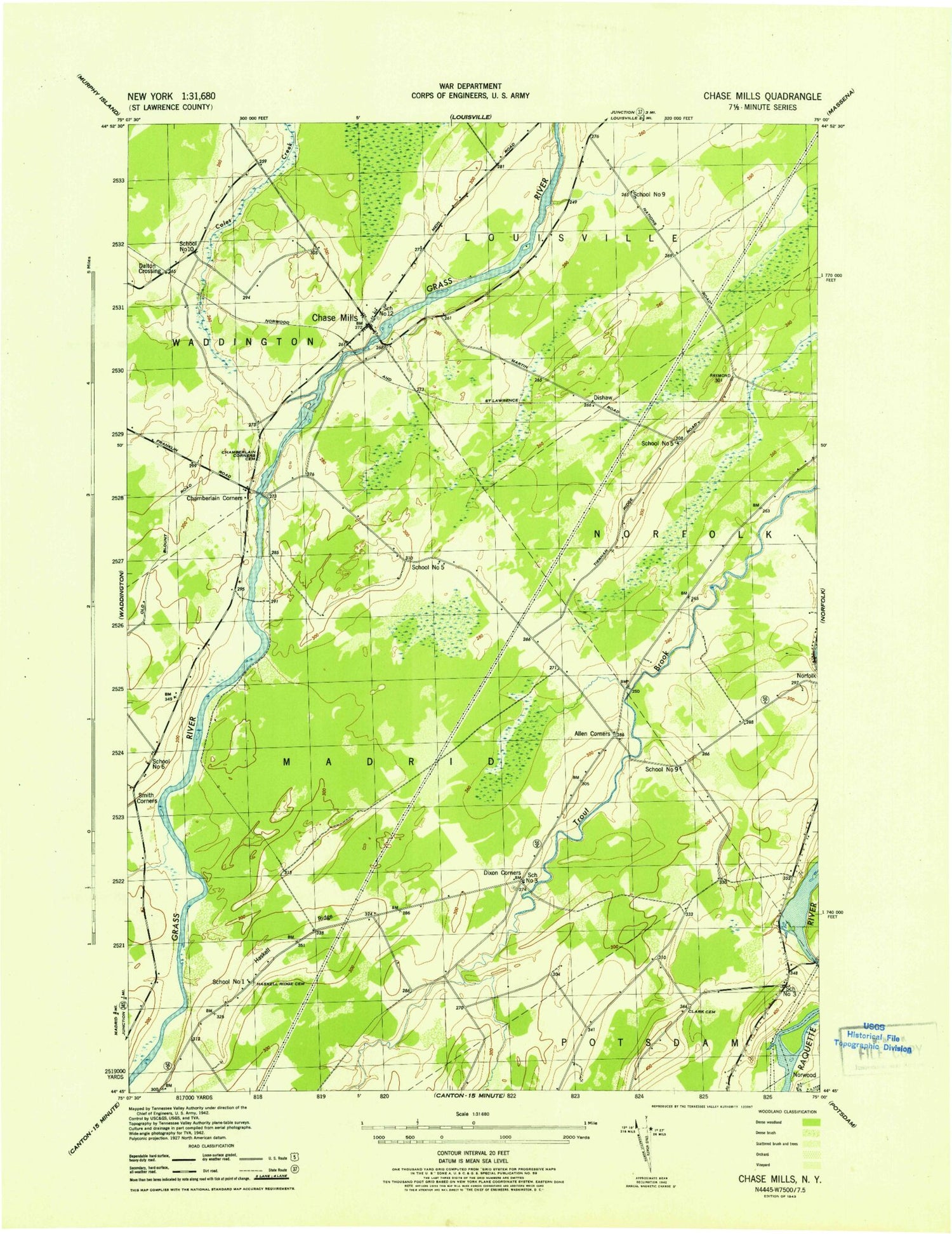 Classic USGS Chase Mills New York 7.5'x7.5' Topo Map Image