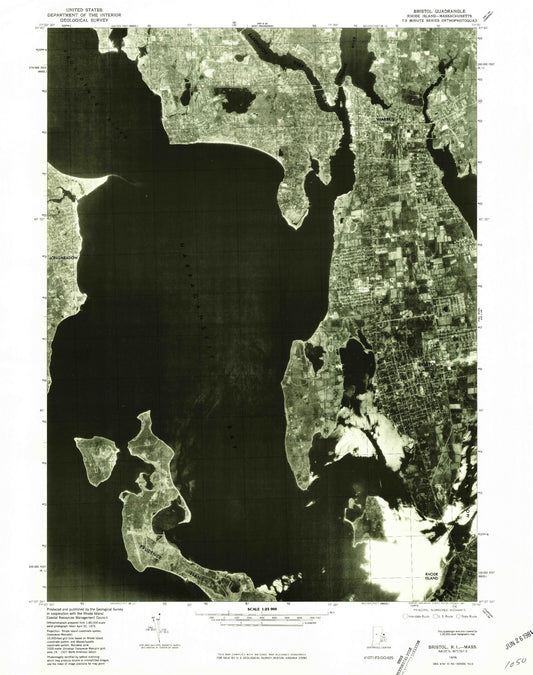 Classic USGS Bristol Rhode Island 7.5'x7.5' Topo Map Image