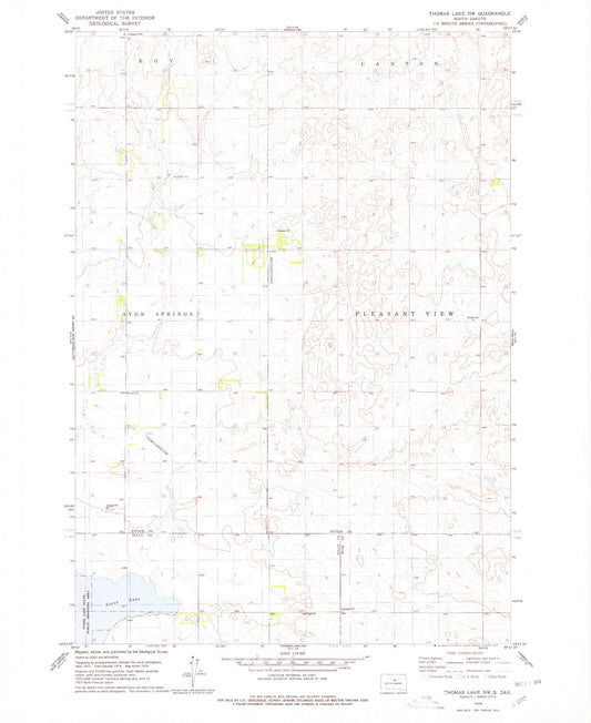 Classic USGS Thomas Lake NW South Dakota 7.5'x7.5' Topo Map Image