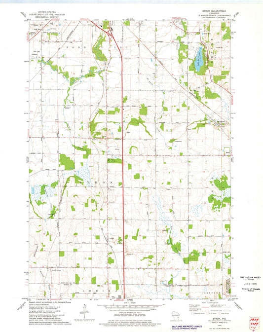 Classic USGS Byron Wisconsin 7.5'x7.5' Topo Map Image