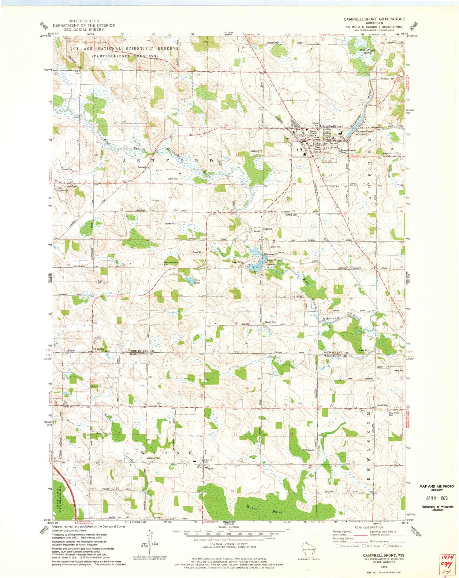 Classic USGS Campbellsport Wisconsin 7.5'x7.5' Topo Map Image