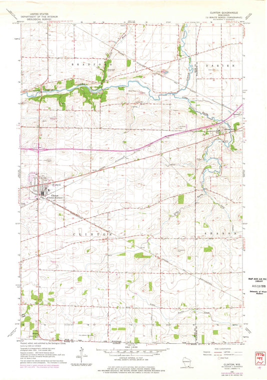 Classic USGS Clinton Wisconsin 7.5'x7.5' Topo Map Image