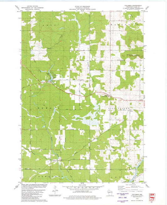 Classic USGS Columbia Wisconsin 7.5'x7.5' Topo Map Image