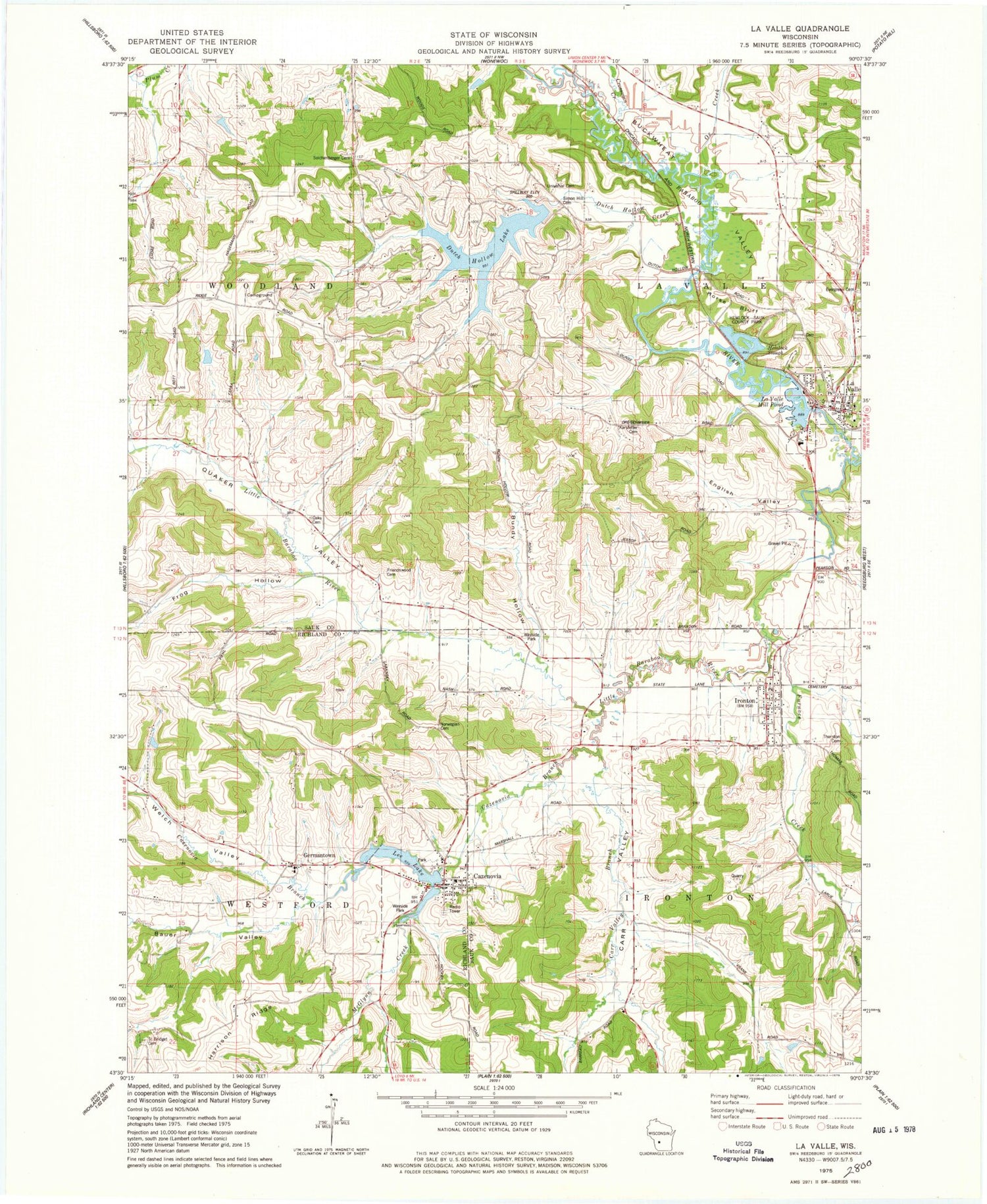 Classic USGS La Valle Wisconsin 7.5'x7.5' Topo Map Image