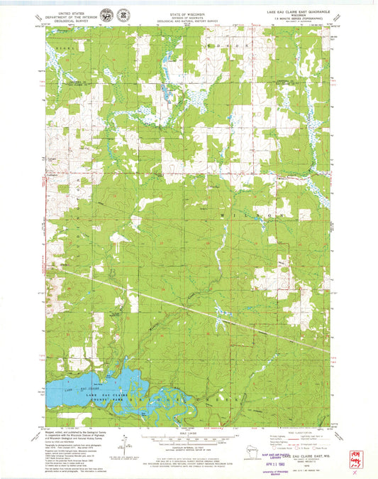 Classic USGS Lake Eau Claire East Wisconsin 7.5'x7.5' Topo Map Image