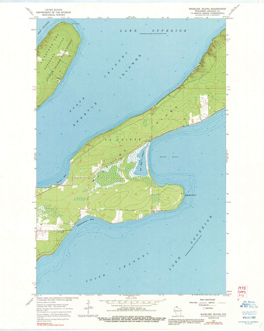 Classic USGS Madeline Island Wisconsin 7.5'x7.5' Topo Map Image