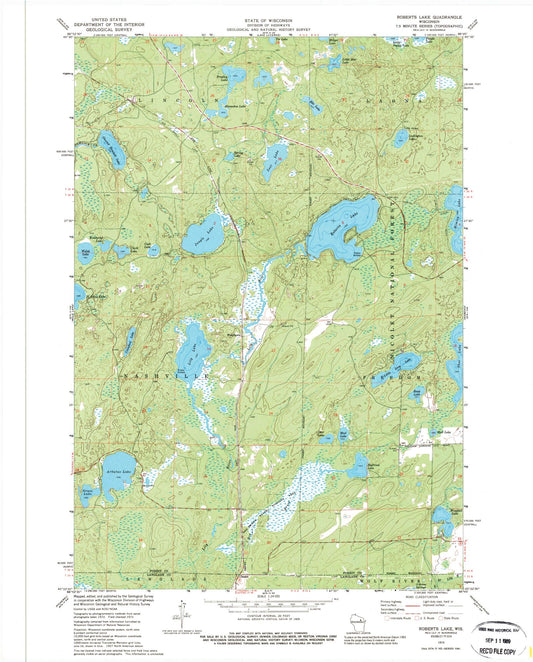 Classic USGS Roberts Lake Wisconsin 7.5'x7.5' Topo Map Image