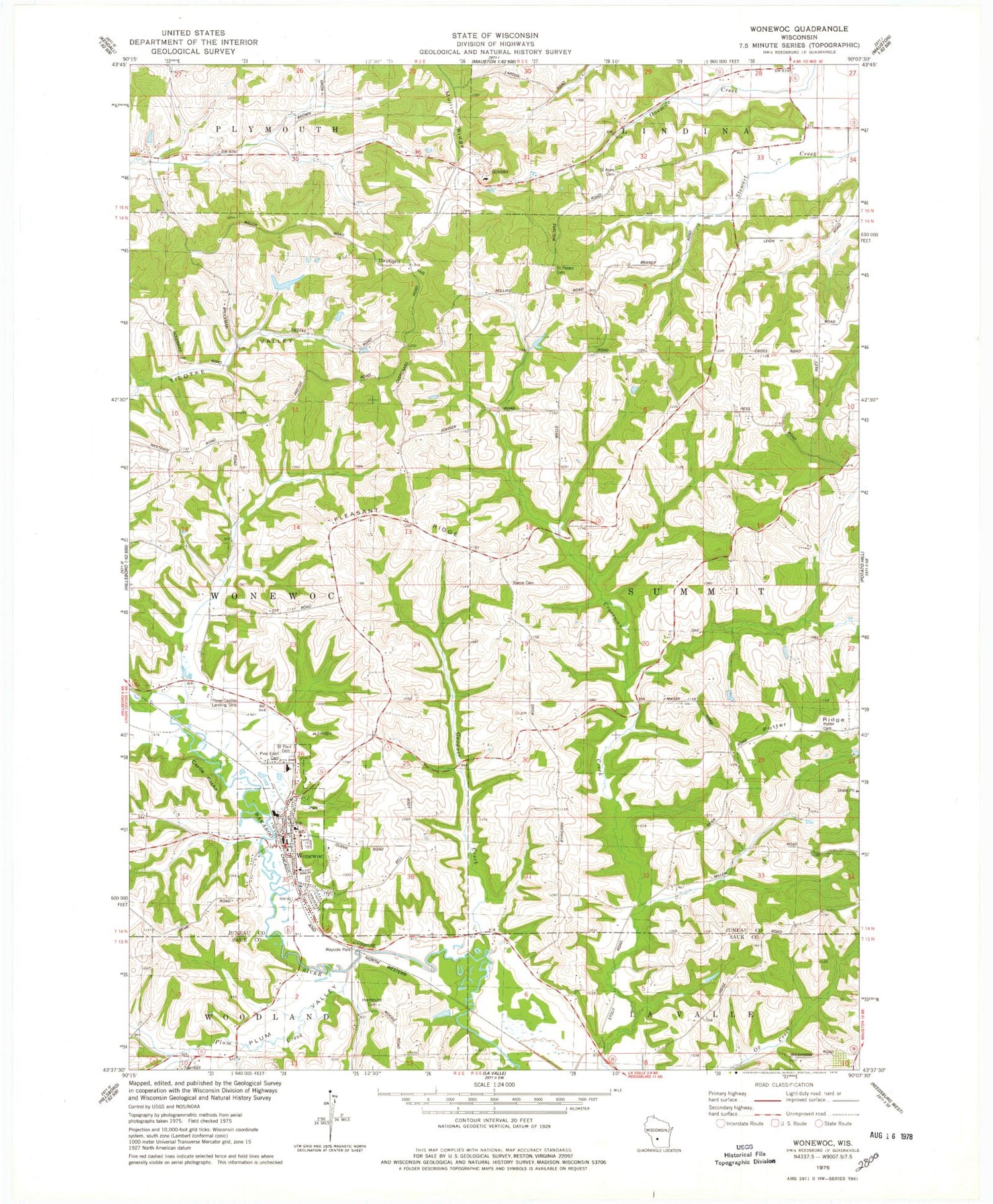 Classic USGS Wonewoc Wisconsin 7.5'x7.5' Topo Map Image